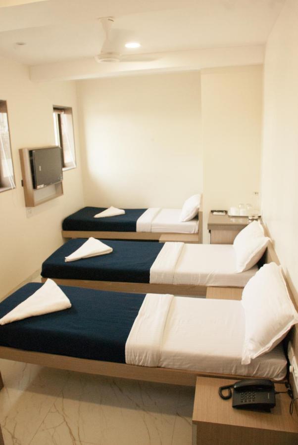 City Hotel Bombaj Zewnętrze zdjęcie