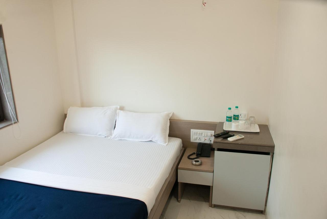 City Hotel Bombaj Zewnętrze zdjęcie