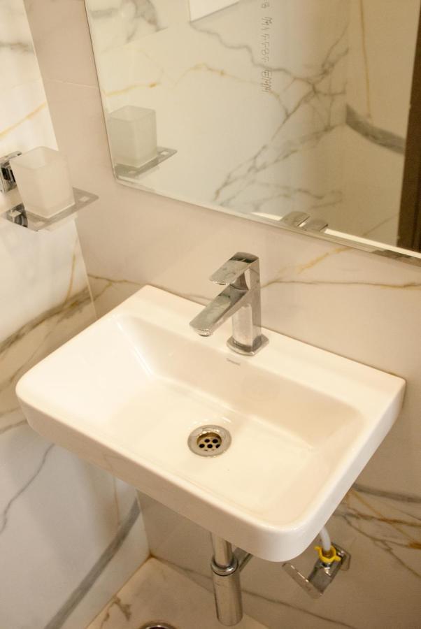 City Hotel Bombaj Zewnętrze zdjęcie